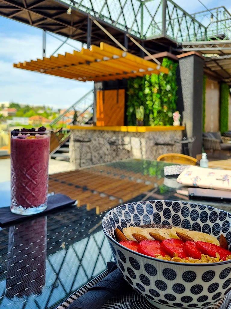Chia and smoothie Rooftop bar Hotel Arka